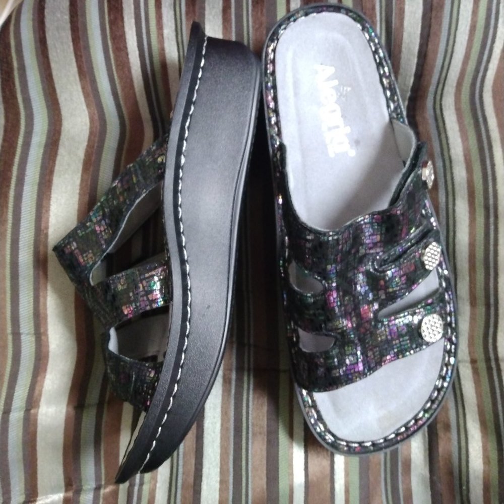 ❤️ALEGRIA Pink Green Black Metallic 3 Strap Sandals Size 38